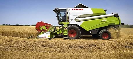 Claas Tucano