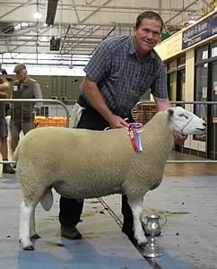 Wynne Davies with the champion ram