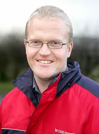 Dr Ronald Annett 