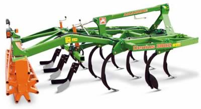Cenius mounted mulch cultivator
